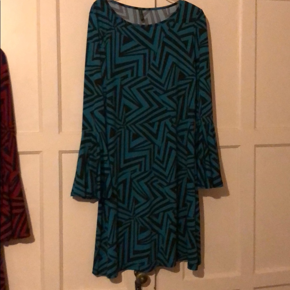 Black-blue dress